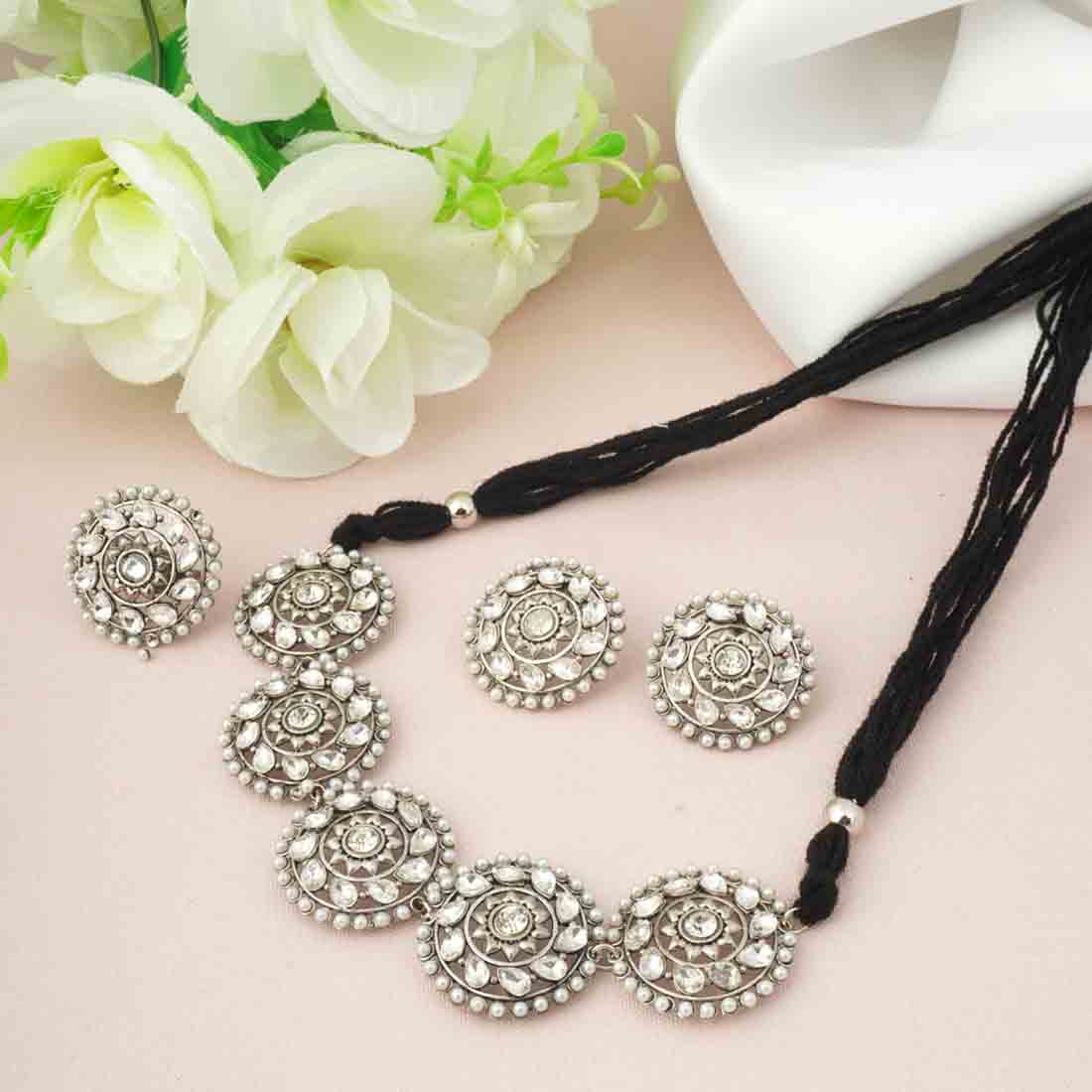 Round Crystal Choker Set